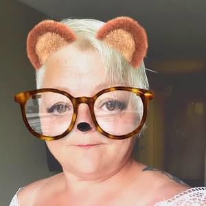 Meet your Posher, Carol